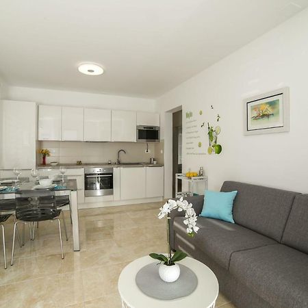 Amazing Luxury 4Star Apartment Laura Supetar Ngoại thất bức ảnh