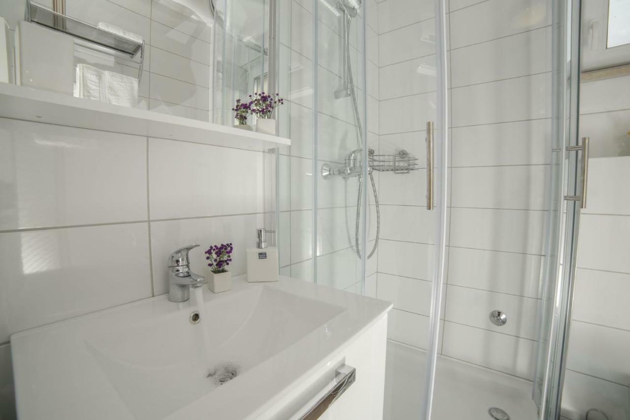 Amazing Luxury 4Star Apartment Laura Supetar Ngoại thất bức ảnh