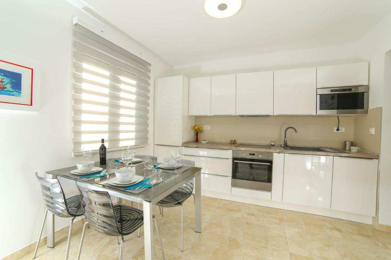 Amazing Luxury 4Star Apartment Laura Supetar Ngoại thất bức ảnh
