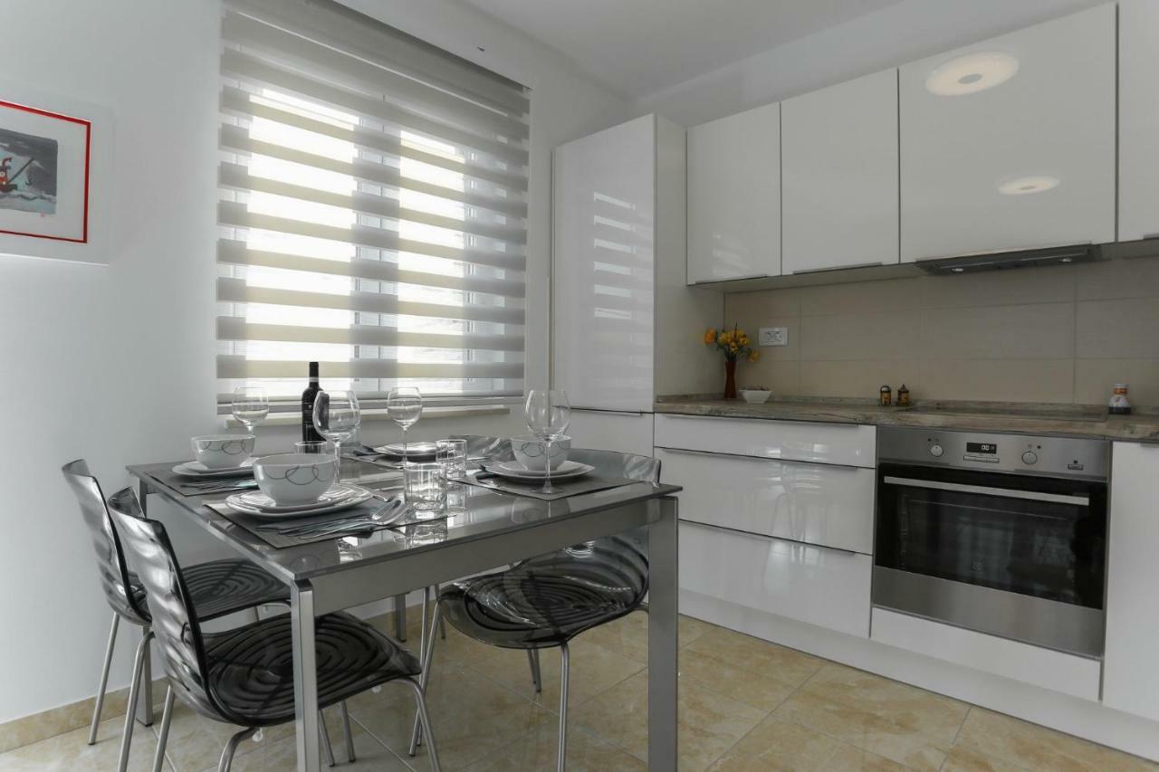 Amazing Luxury 4Star Apartment Laura Supetar Ngoại thất bức ảnh